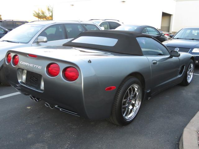 2003 Chevrolet Corvette Base
