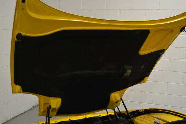 2003 Chevrolet Corvette R/T Sport Utility 4D