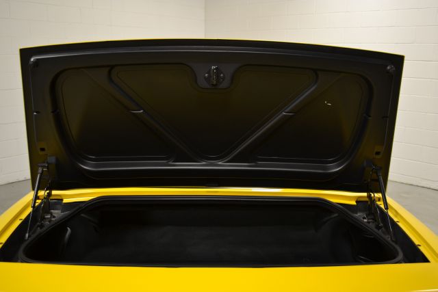 2003 Chevrolet Corvette R/T Sport Utility 4D