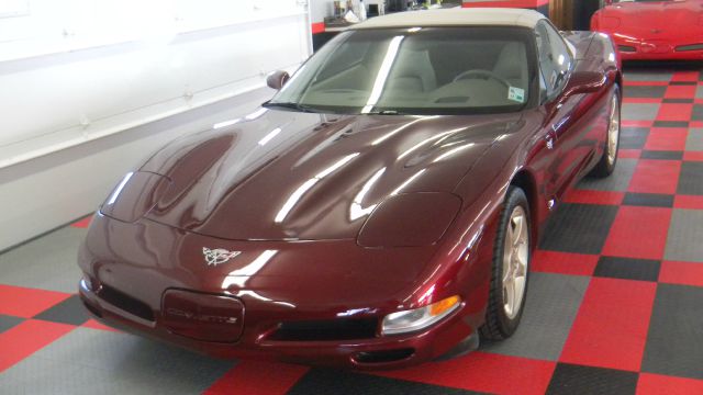 2003 Chevrolet Corvette LTZ 4WD W/sunroof
