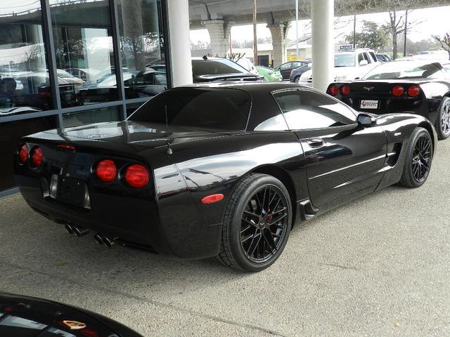 2003 Chevrolet Corvette R/T Sport Utility 4D