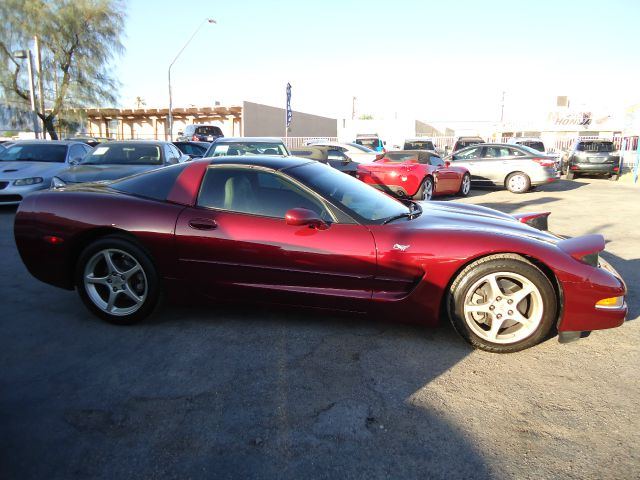 2003 Chevrolet Corvette Base