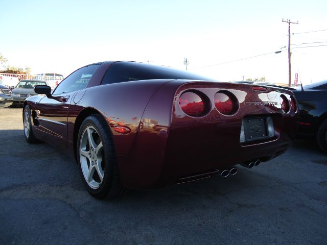 2003 Chevrolet Corvette Base