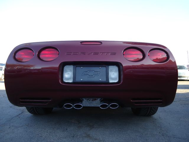 2003 Chevrolet Corvette Base