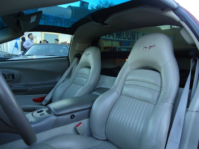 2003 Chevrolet Corvette Base