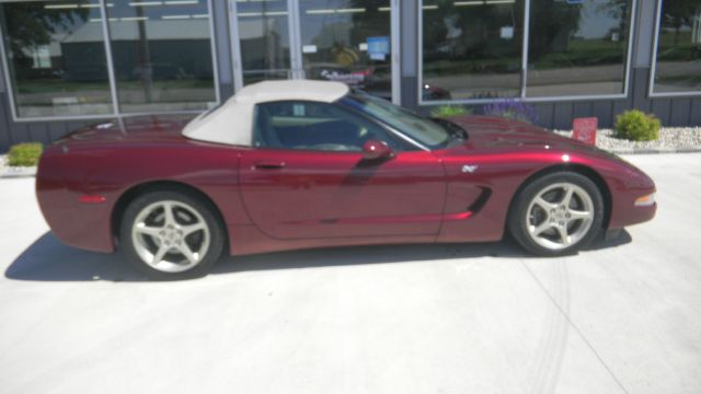 2003 Chevrolet Corvette LTZ 4WD W/sunroof