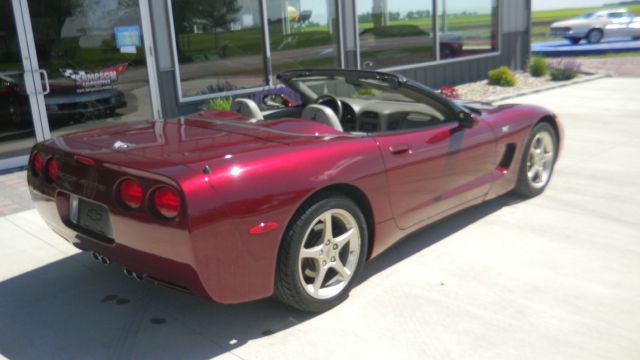 2003 Chevrolet Corvette LTZ 4WD W/sunroof
