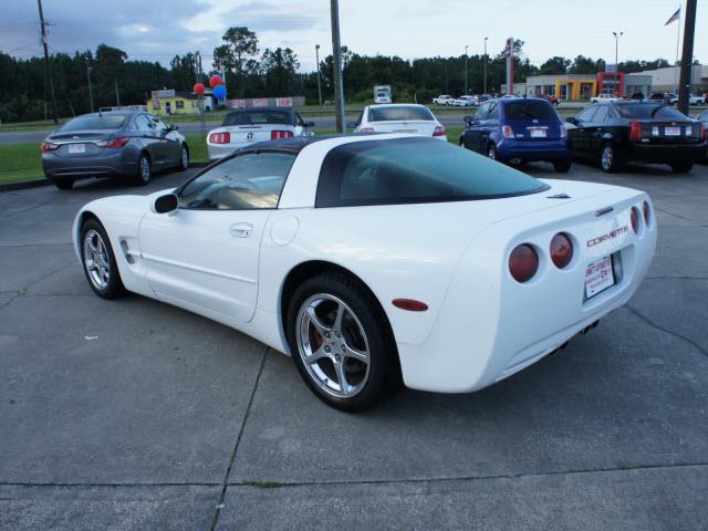 2004 Chevrolet Corvette Unknown