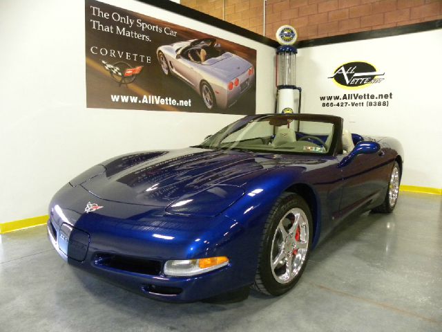 2004 Chevrolet Corvette 8 Box Lariat