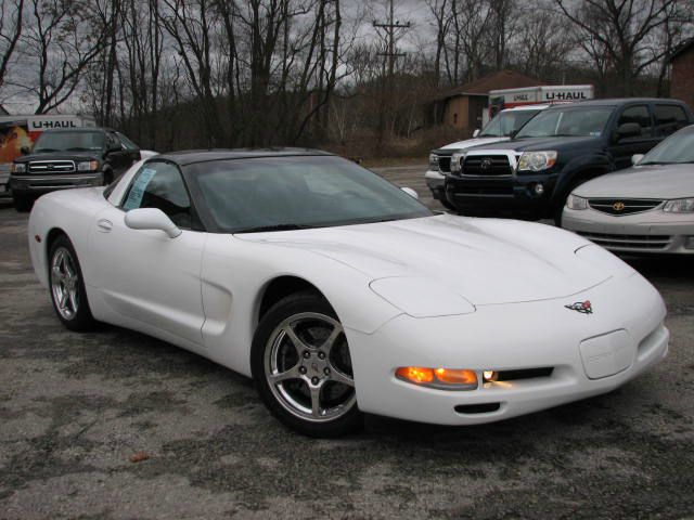 2004 Chevrolet Corvette GT Premium