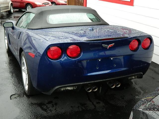 2005 Chevrolet Corvette Base
