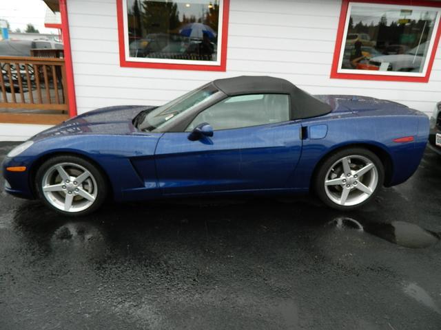 2005 Chevrolet Corvette Base