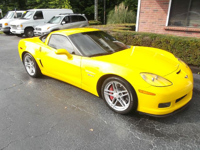 2006 Chevrolet Corvette R/T Sport Utility 4D