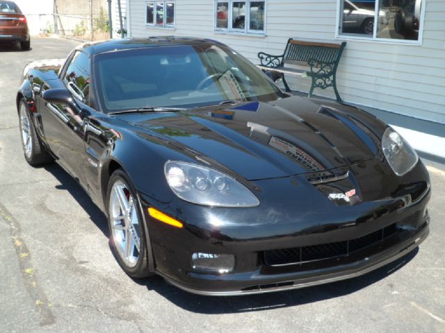 2006 Chevrolet Corvette R/T Sport Utility 4D