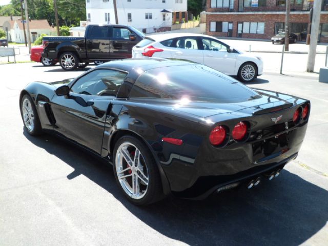 2006 Chevrolet Corvette R/T Sport Utility 4D