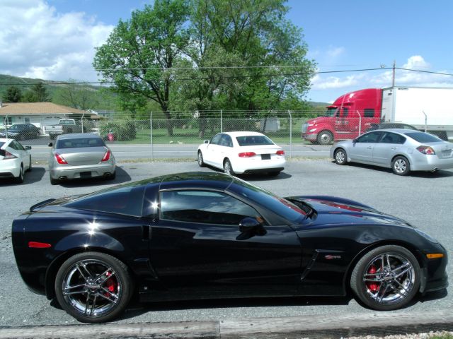 2008 Chevrolet Corvette 2010 Volkswagen SE