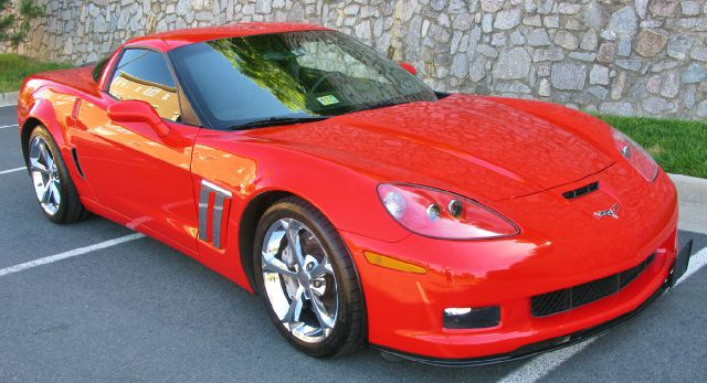 2010 Chevrolet Corvette 1995 Ford XLT
