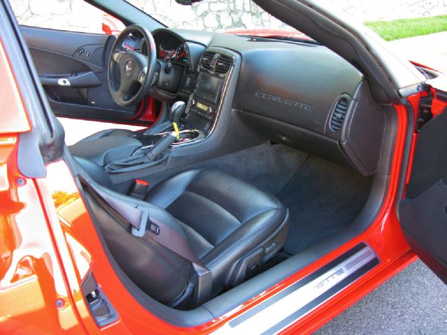 2010 Chevrolet Corvette 1995 Ford XLT