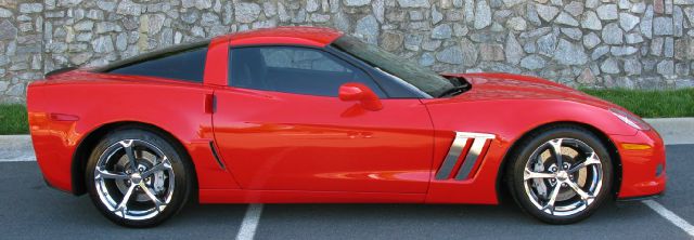 2010 Chevrolet Corvette 1995 Ford XLT