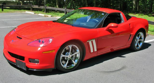 2010 Chevrolet Corvette 1995 Ford XLT