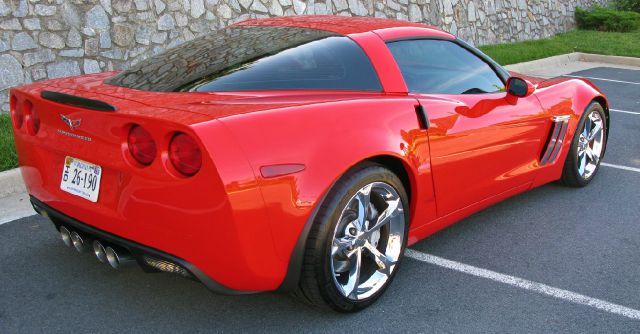 2010 Chevrolet Corvette 1995 Ford XLT