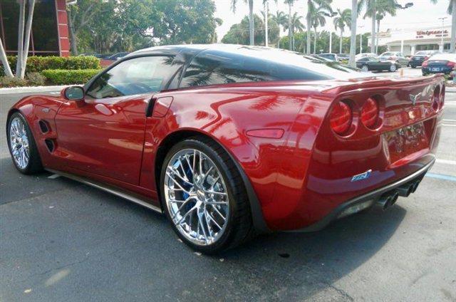 2010 Chevrolet Corvette XLT 4 Dr