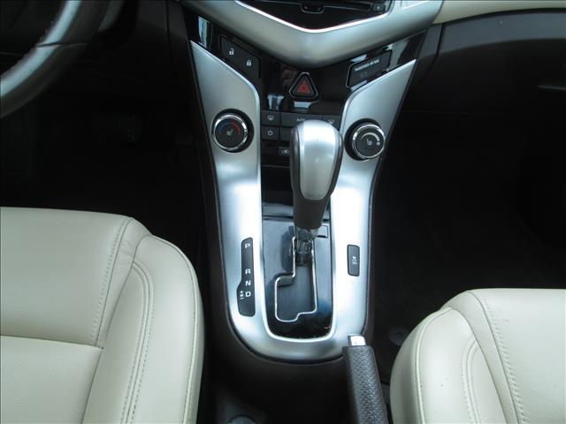 2011 Chevrolet Cruze SLE SLT WT
