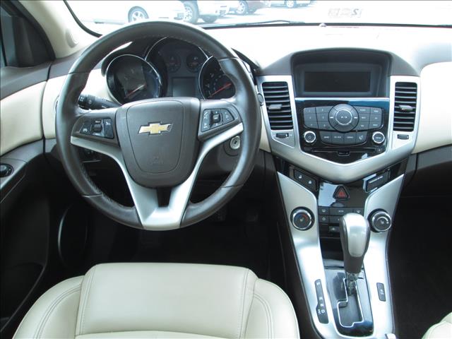 2011 Chevrolet Cruze SLE SLT WT