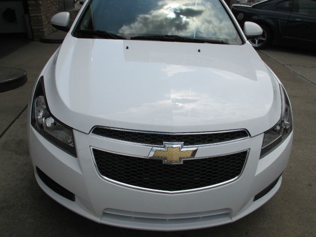 2011 Chevrolet Cruze 4dr 2.9L Twin Turbo AWD W/3rd