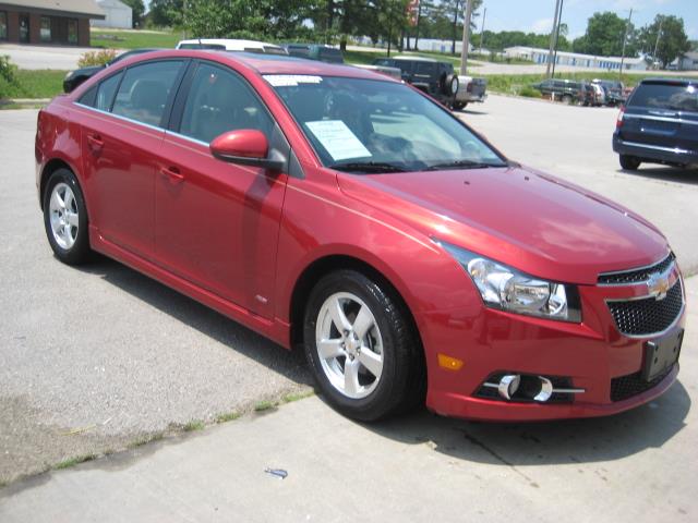 2011 Chevrolet Cruze 4dr Sdn 3.0L Luxury 4matic AWD