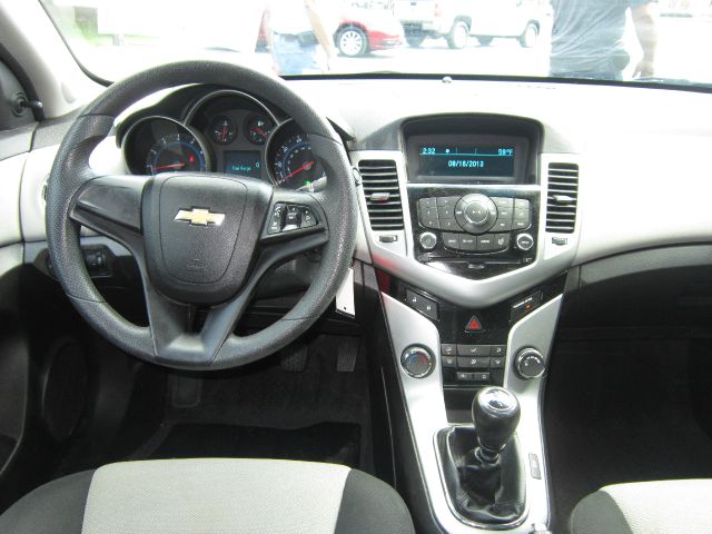 2011 Chevrolet Cruze Continental Edition