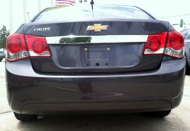 2011 Chevrolet Cruze Continental Edition