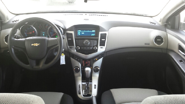 2011 Chevrolet Cruze Continental Edition