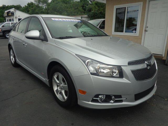 2011 Chevrolet Cruze 4dr Sdn I4 CVT 2.5