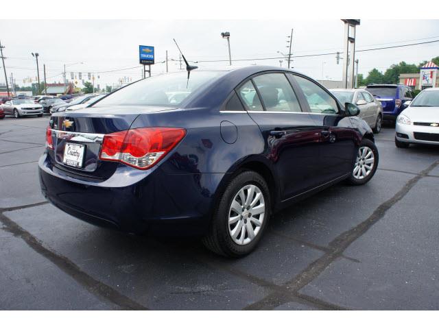 2011 Chevrolet Cruze Touring W/nav.sys