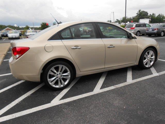 2011 Chevrolet Cruze SLE SLT WT