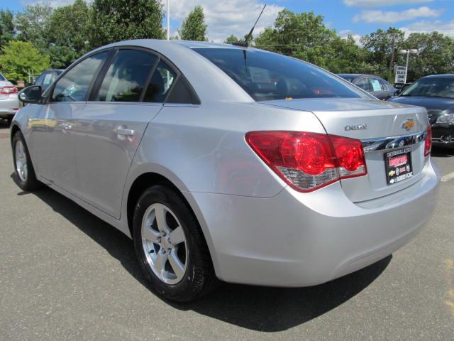 2011 Chevrolet Cruze 4dr Sdn 3.0L Luxury 4matic AWD