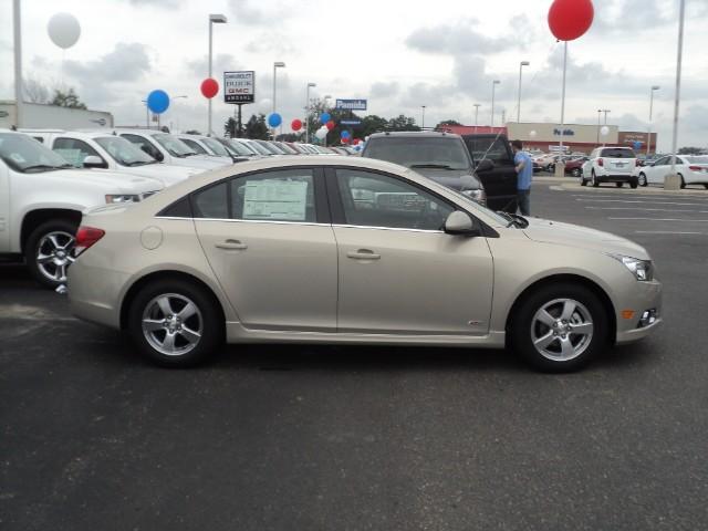 2012 Chevrolet Cruze 2DR CPE GS AT