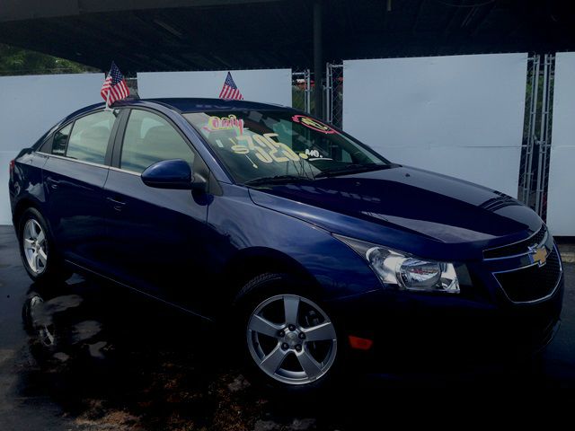 2012 Chevrolet Cruze Touring / Signature Editi