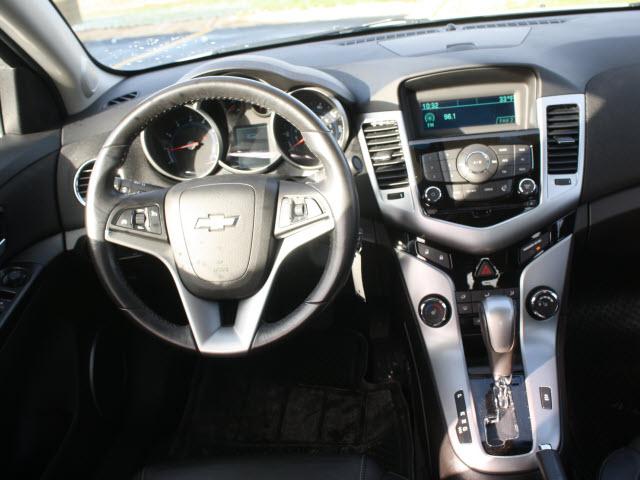 2012 Chevrolet Cruze 5-passenger W/gray Interior