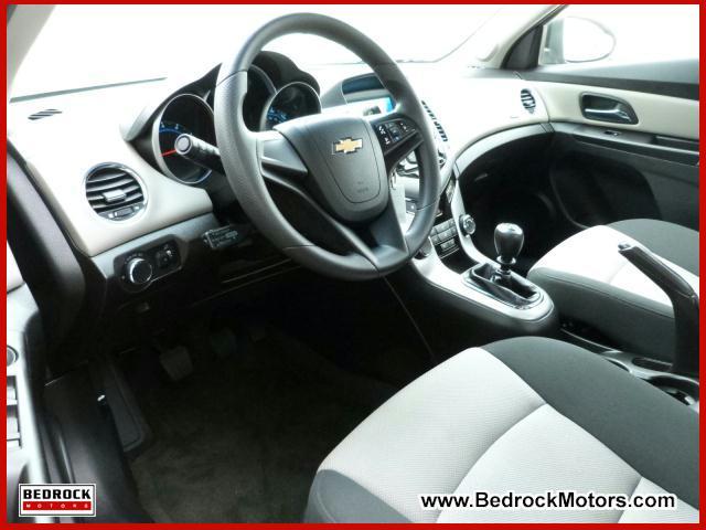 2012 Chevrolet Cruze Touring W/nav.sys