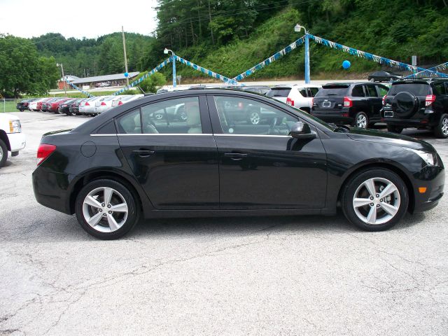 2013 Chevrolet Cruze FWD 4dr Limited