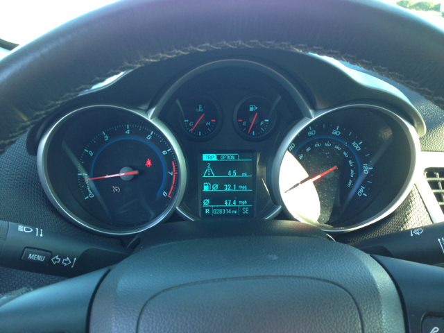 2013 Chevrolet Cruze FWD 4dr Limited