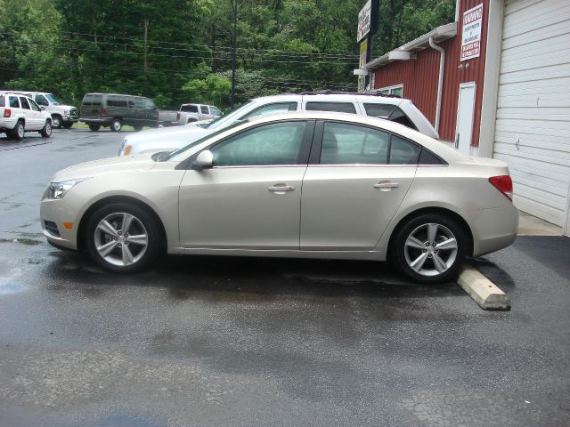 2013 Chevrolet Cruze FWD 4dr Limited