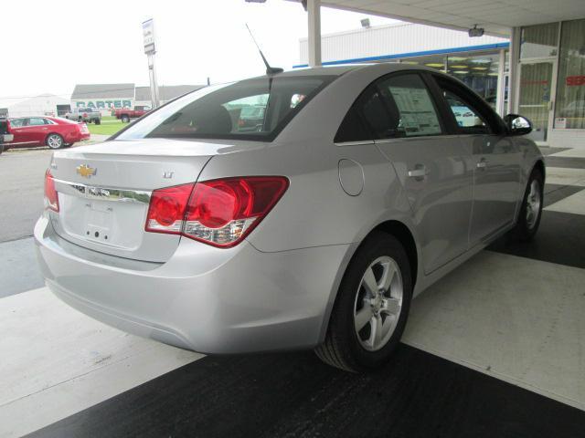 2013 Chevrolet Cruze Eddie Bauer 4WD V-6