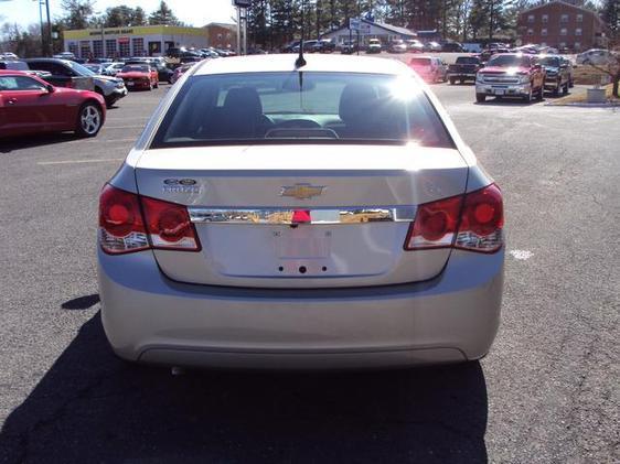 2013 Chevrolet Cruze FWD 4dr Limited