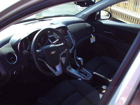 2013 Chevrolet Cruze FWD 4dr Limited