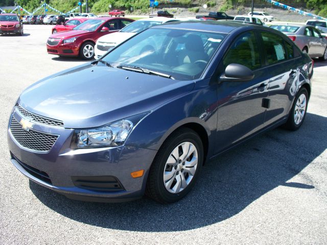 2013 Chevrolet Cruze E-150 Chateau