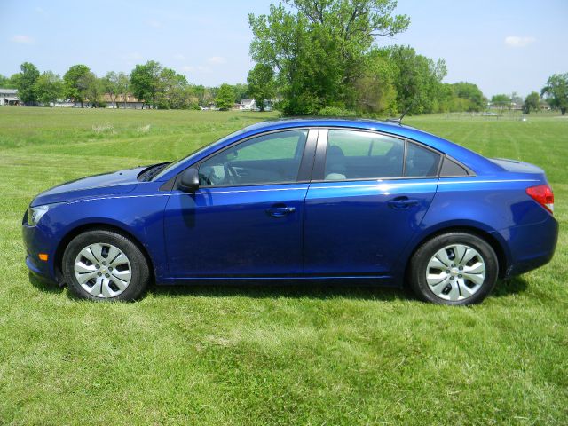 2013 Chevrolet Cruze 2WD Ext Cab Manual