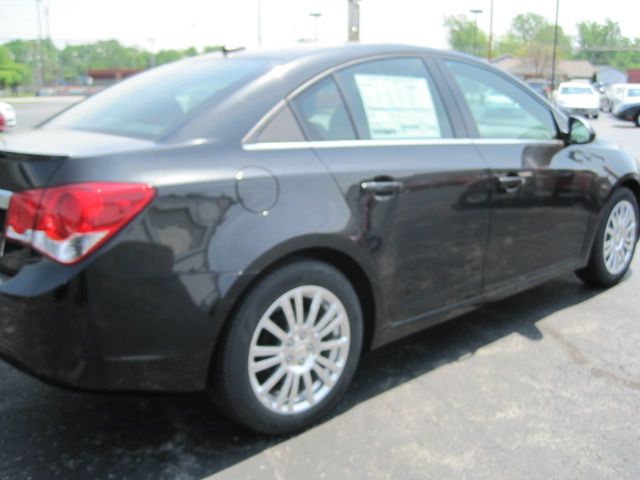 2013 Chevrolet Cruze REG CAB 4X4 LOW Miles